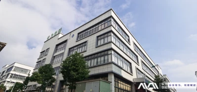 グリーン エネルギーの中心: 充電式リチウム電池工場のインテリジェントな生産ラインを探索する